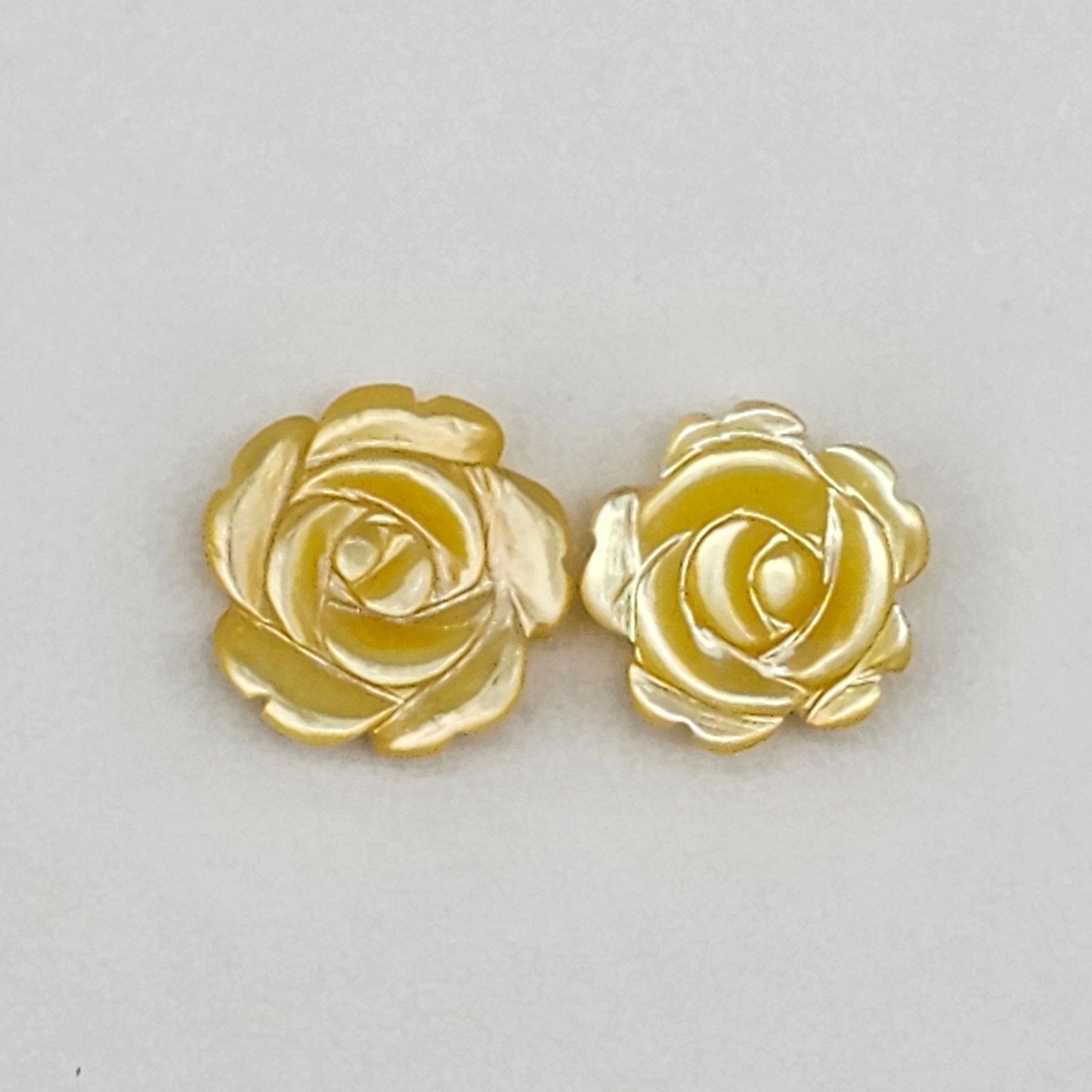 Mother of Pearl Flower Cabochon Pair