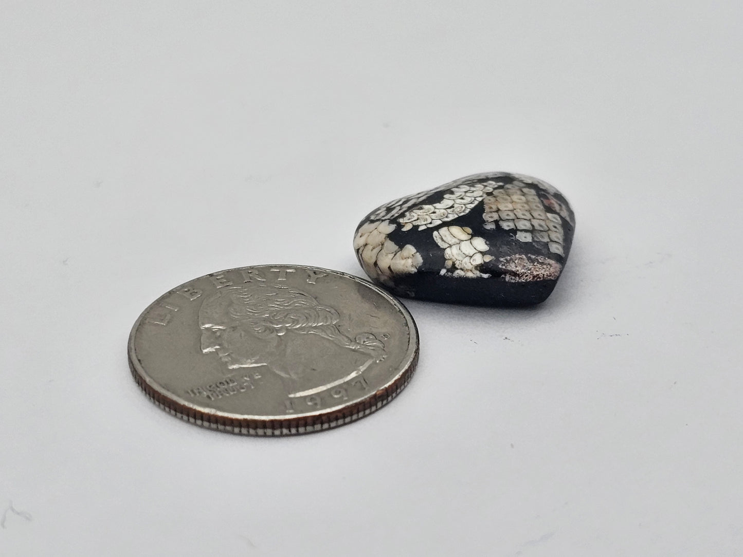 Snake skin agate heart cabochon