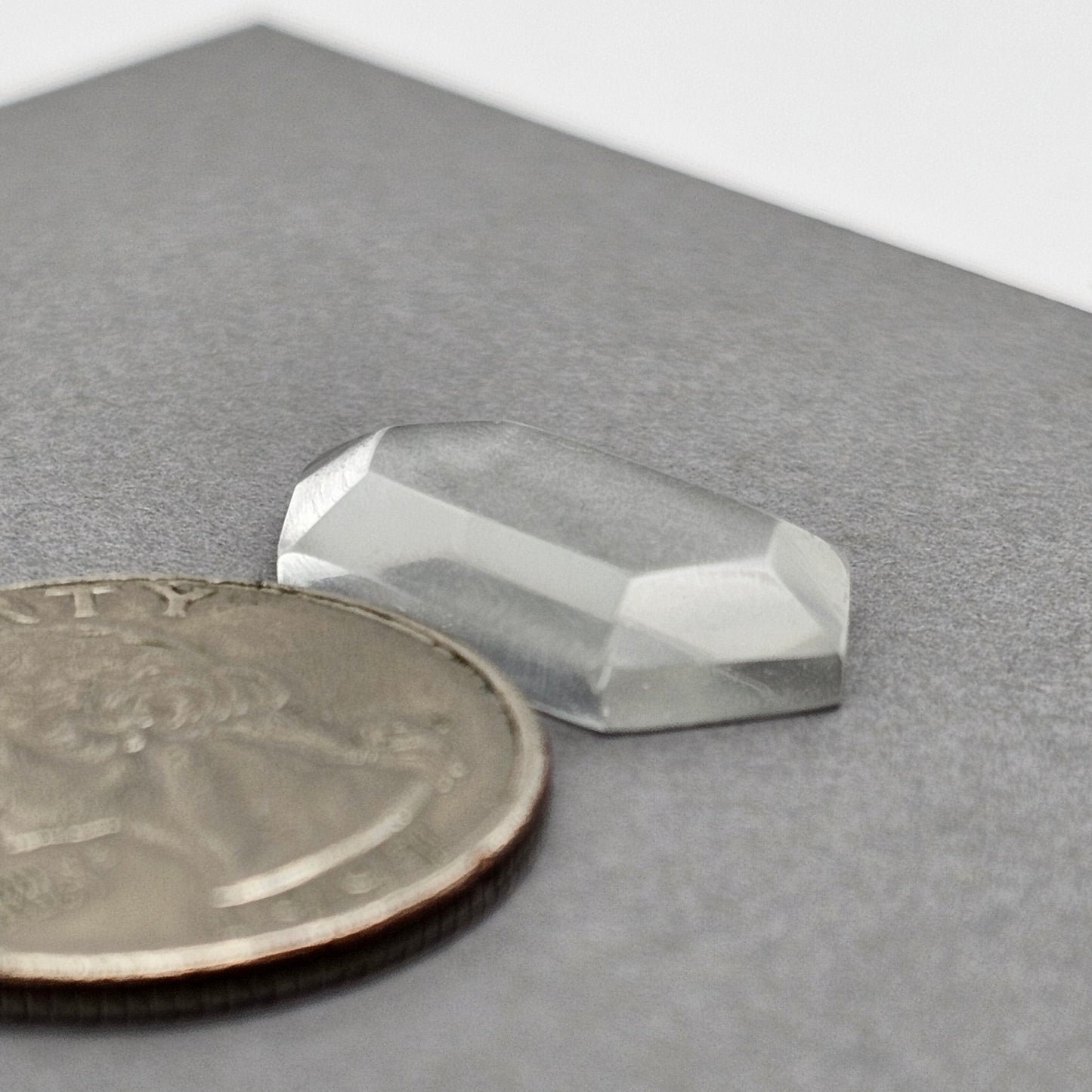 Quartz Geometric cabochon