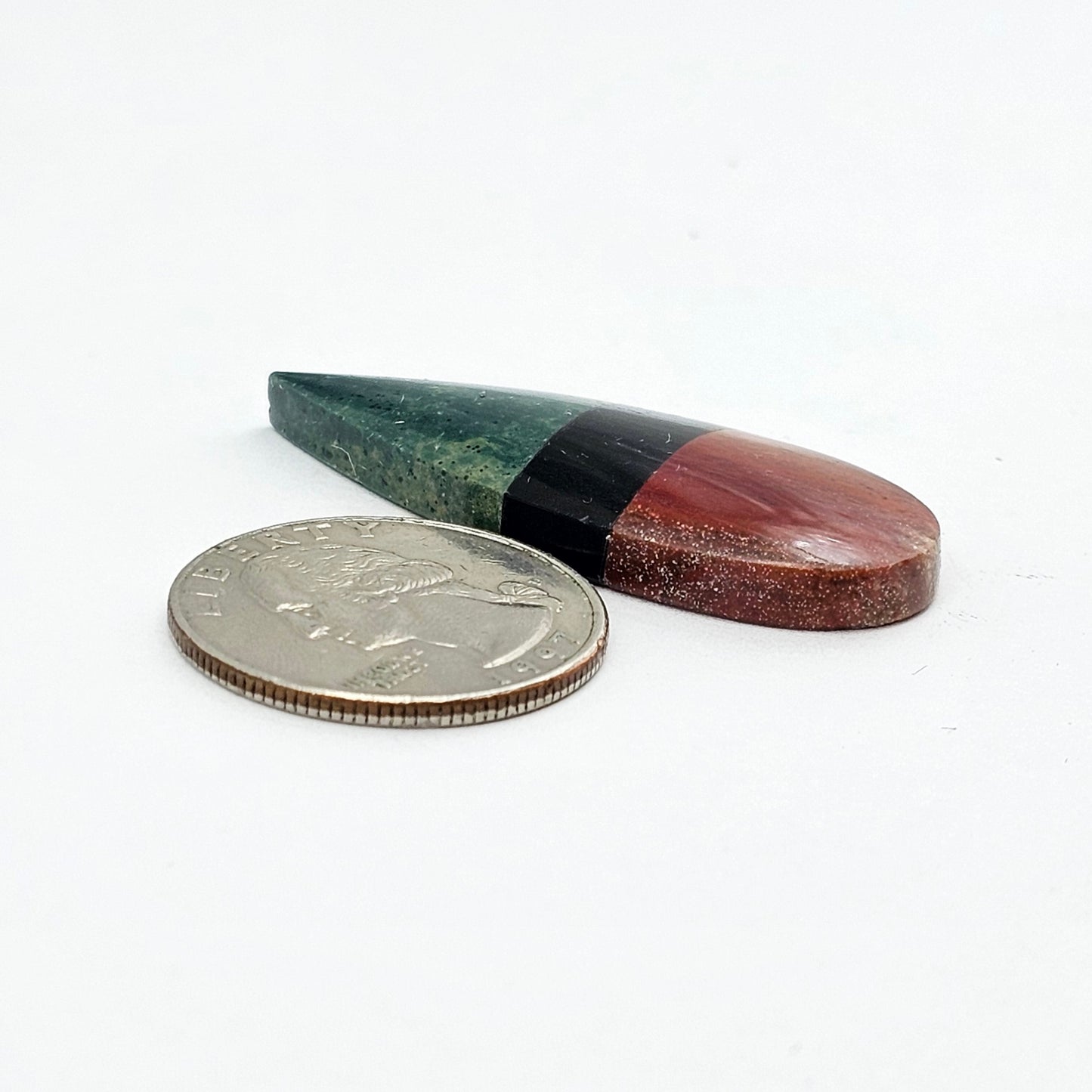 Intarsia inlay cabochon with agate and obsidian