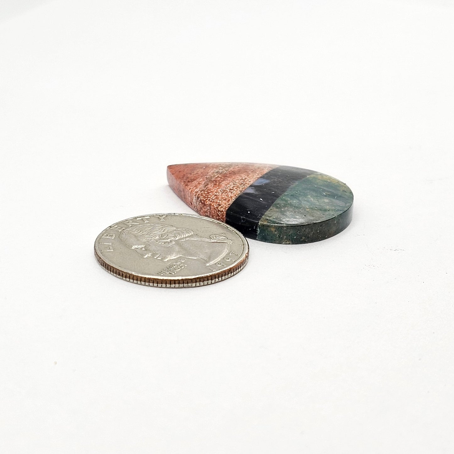 Intarsia inlay cabochon with agate and obsidian