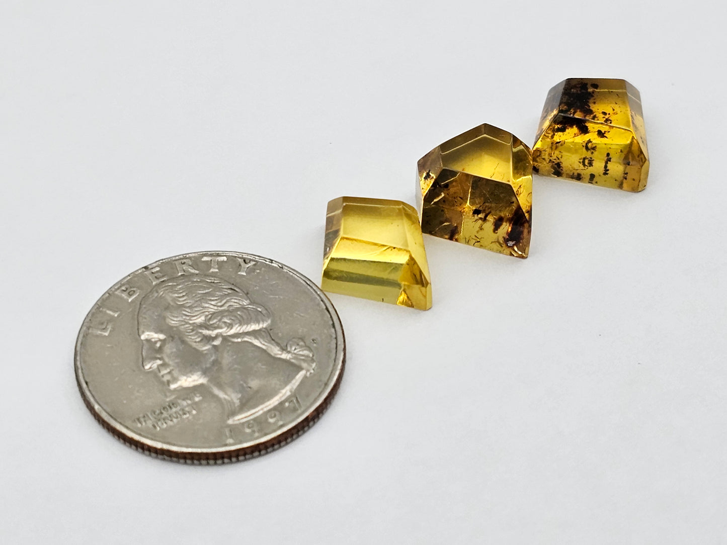 Amber half faceted set