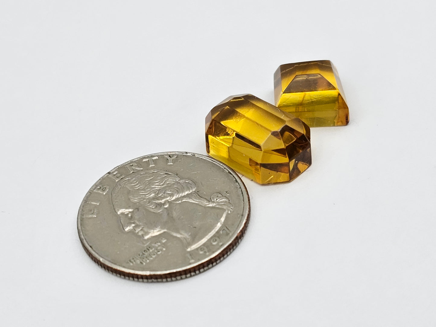 Amber half faceted set