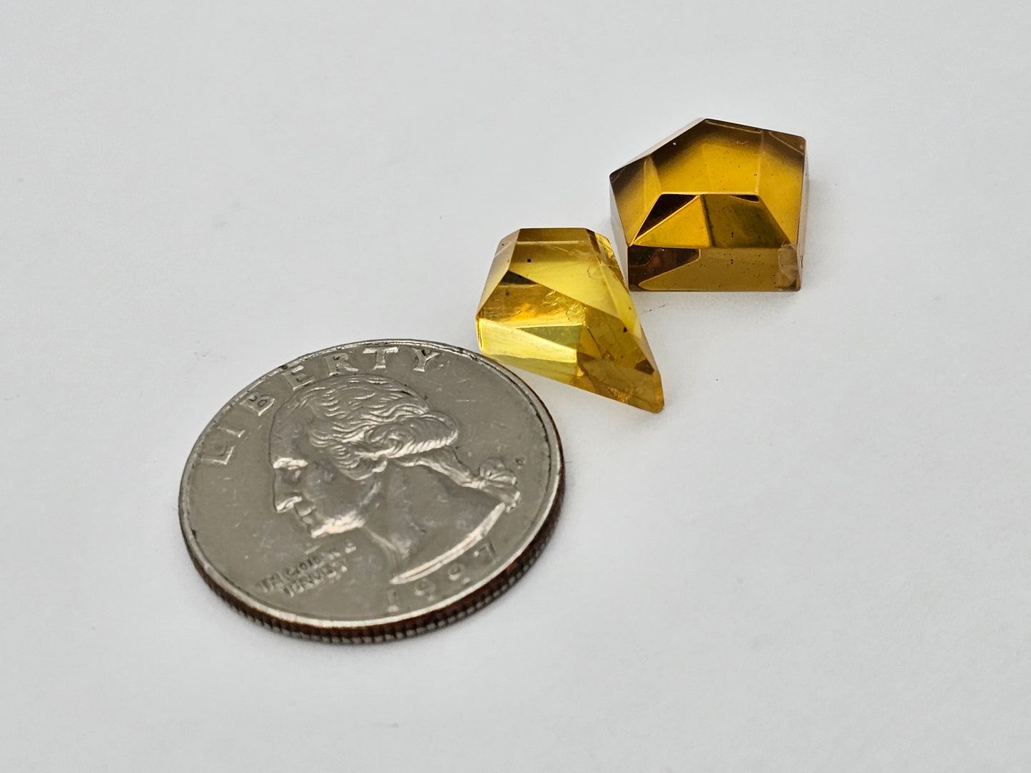 Amber half faceted set