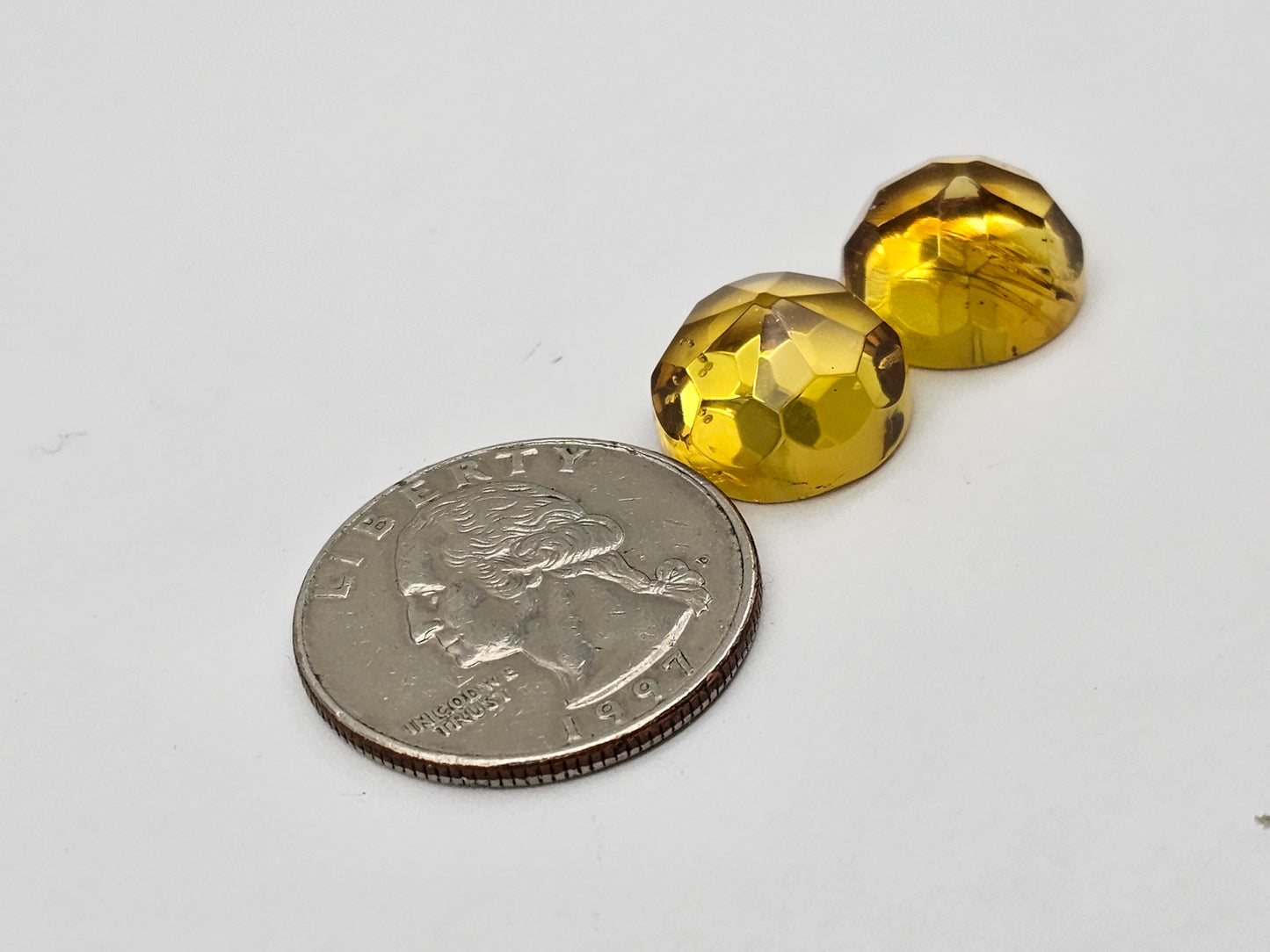 Amber half faceted set