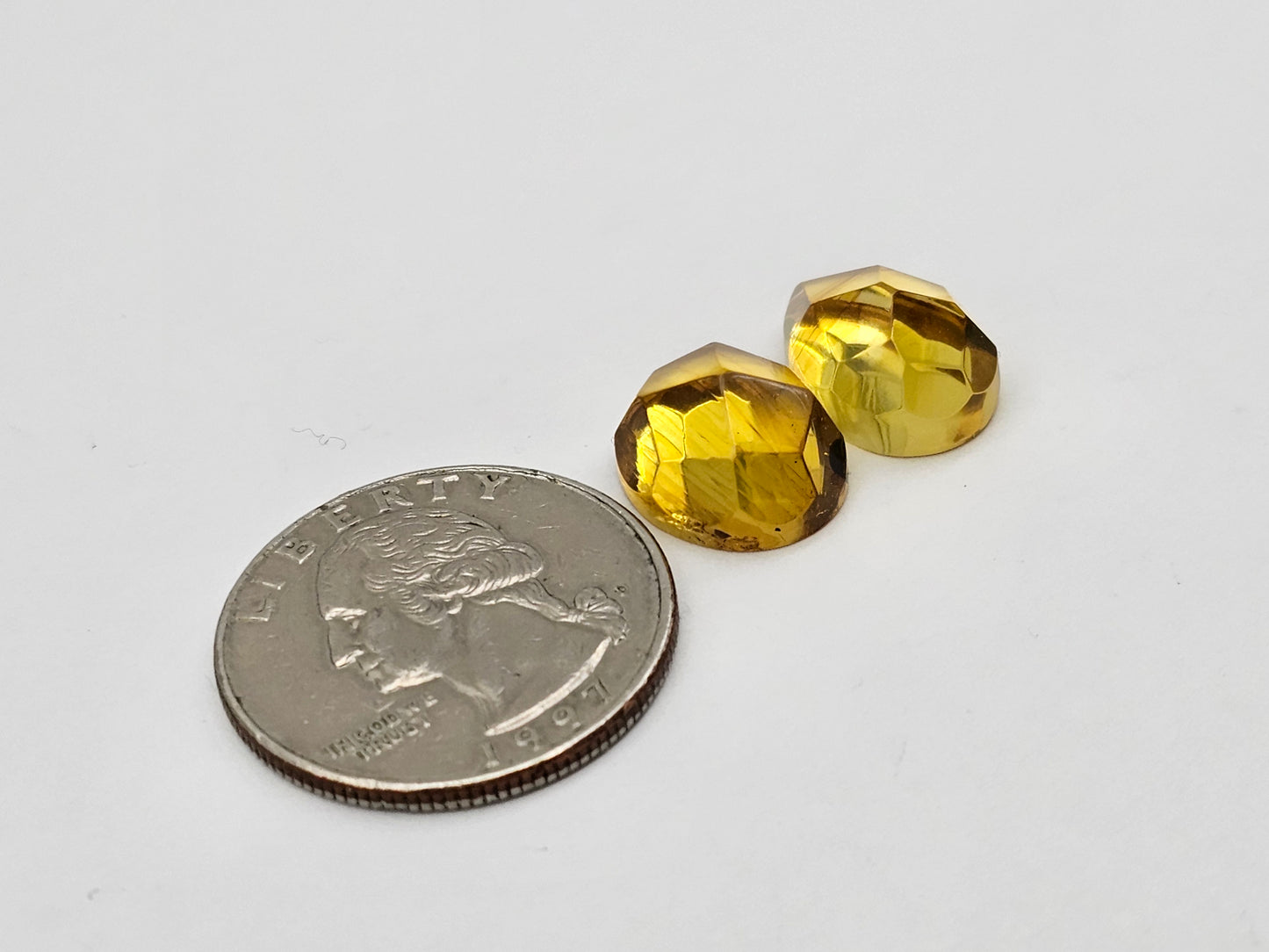 Amber half faceted set