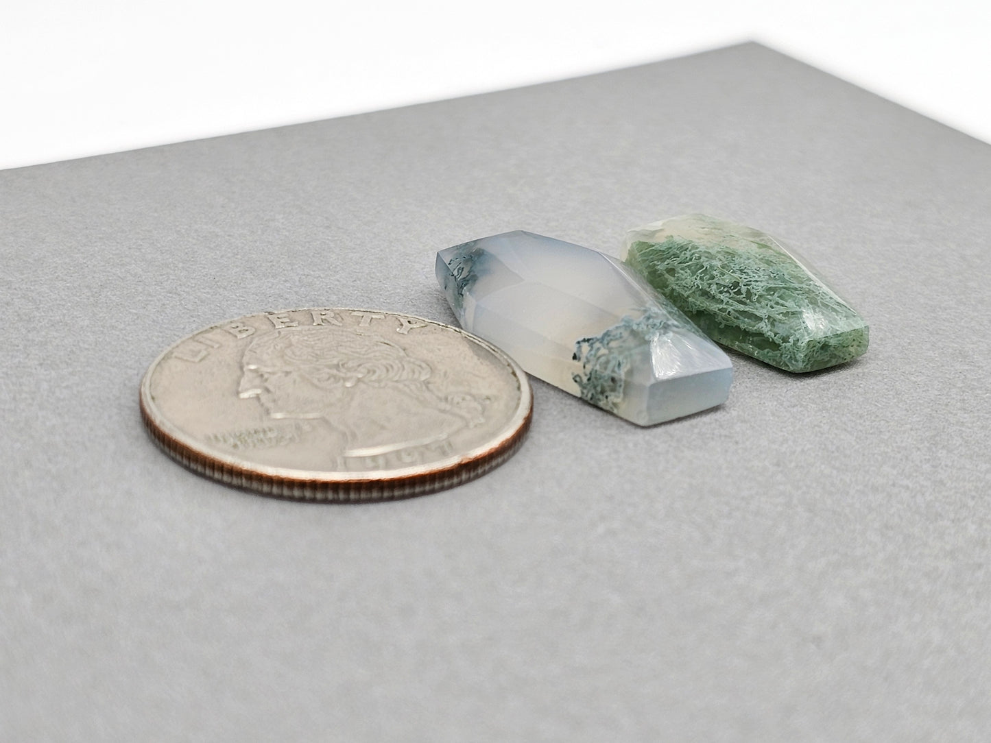 Moss agate coffin cabochon set