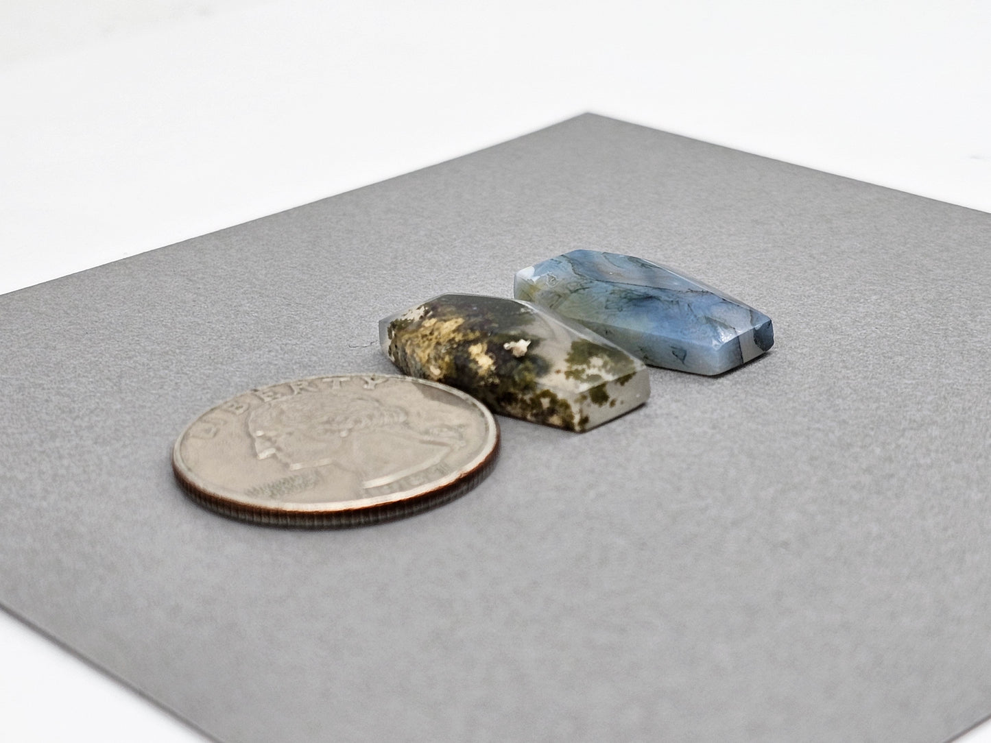 Moss agate coffin cabochon set