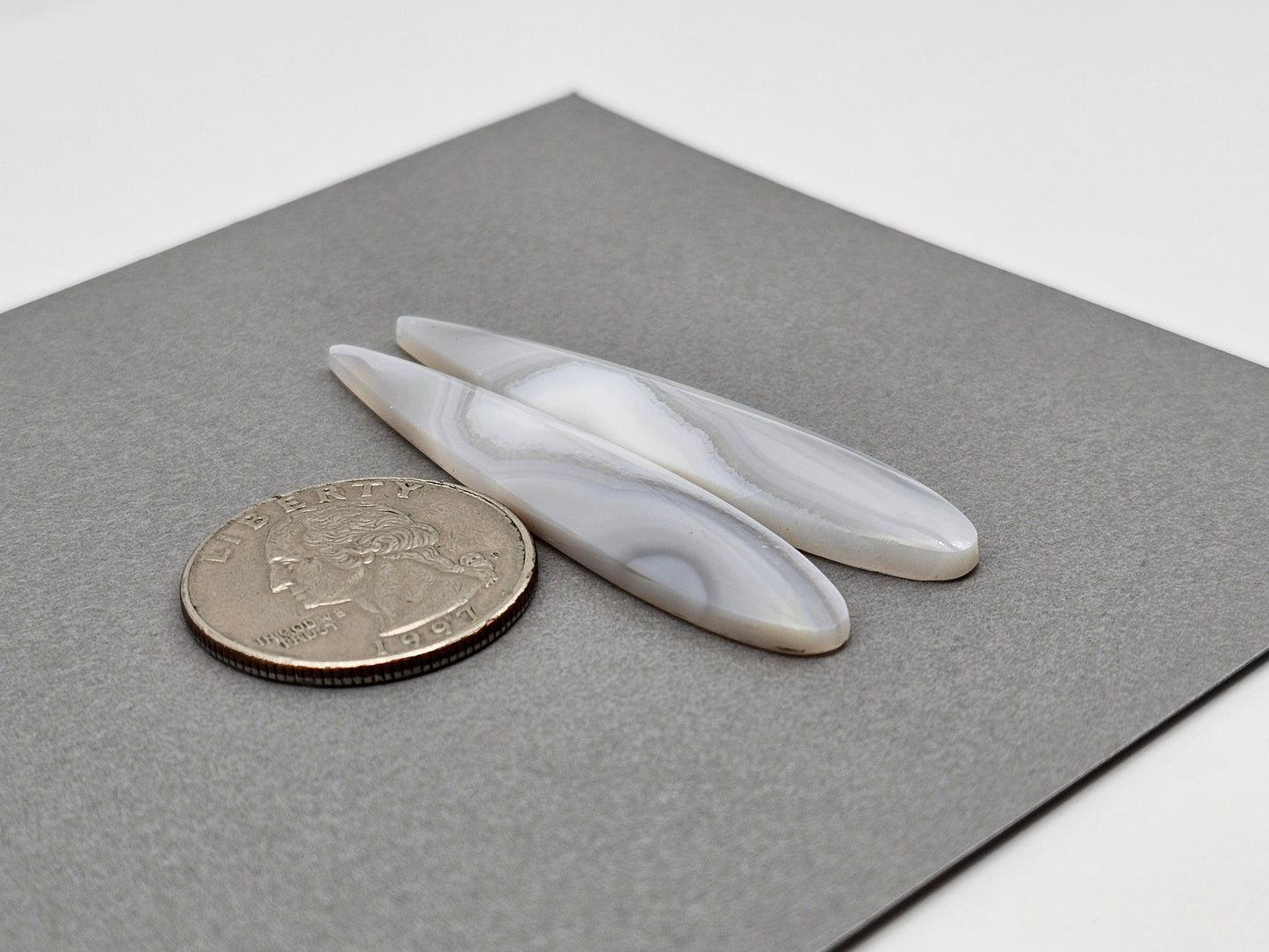 Gray banded agate pair