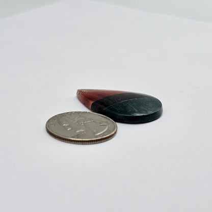Intarsia inlay cabochon with agate and obsidian
