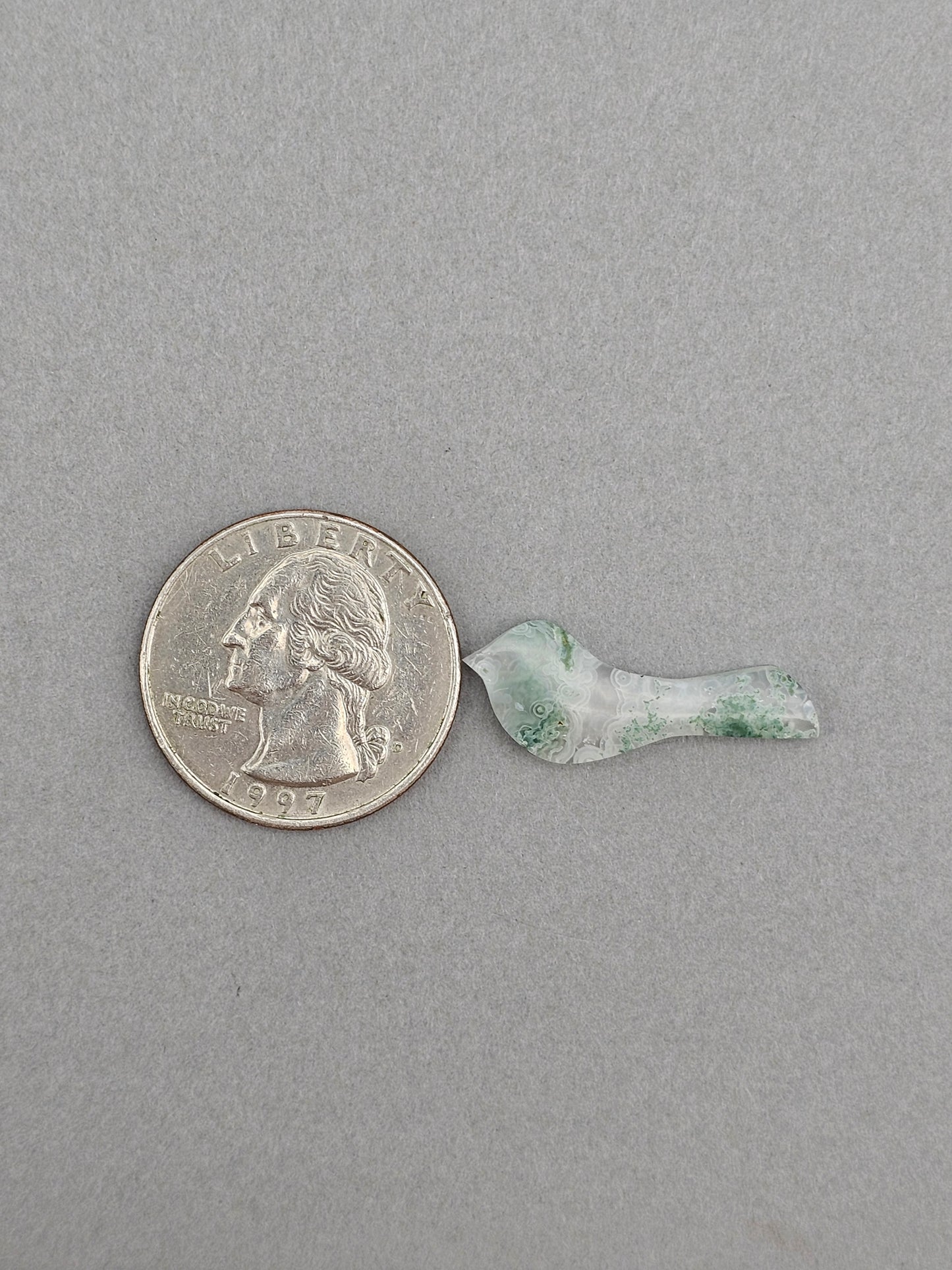 Moss agate bird cabochon