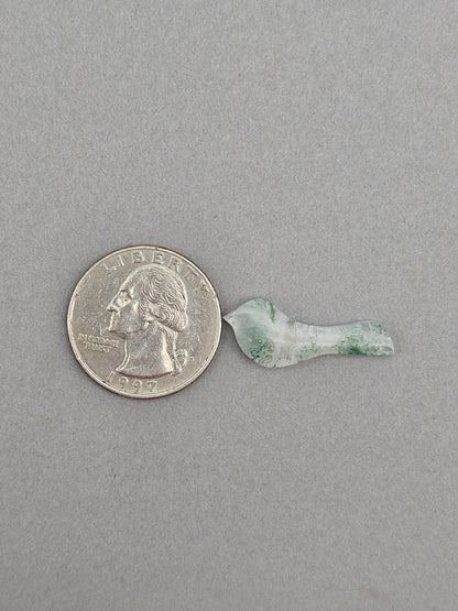 Moss agate bird cabochon