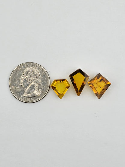 Amber half faceted set