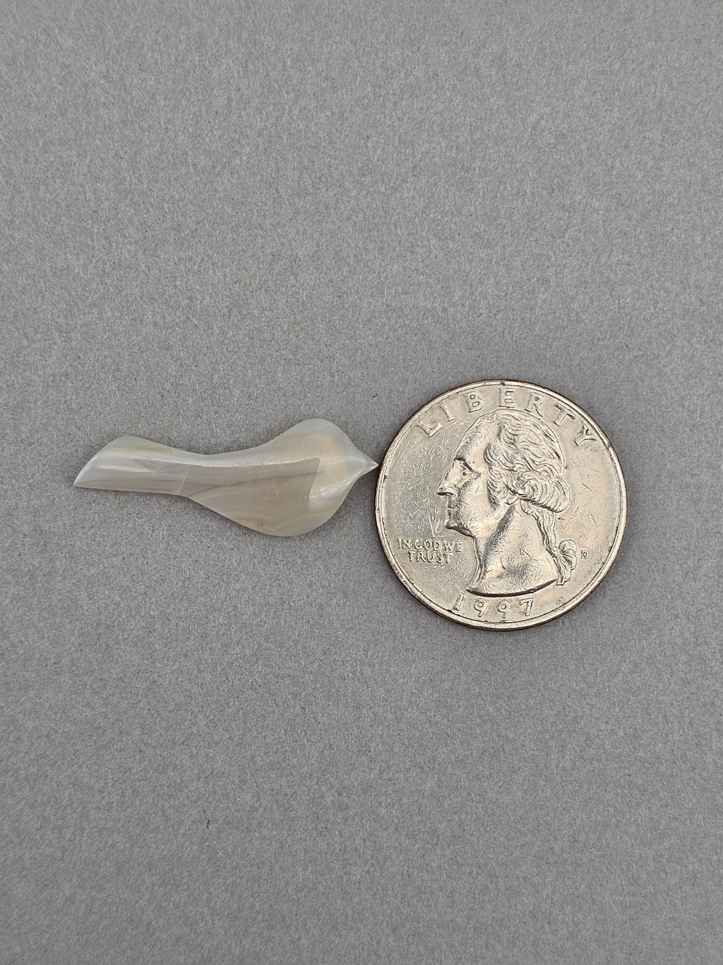 Gray agate bird cabochon