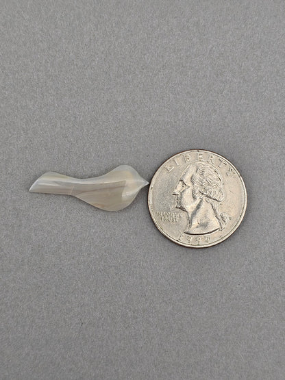 Gray agate bird cabochon
