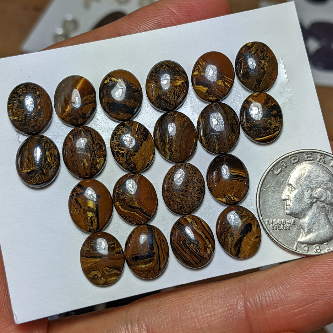 Tiger's iron oval lots (10 mm x 12 mm)