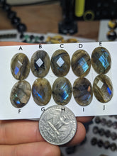 Load image into Gallery viewer, Labradorite faceted rounds
